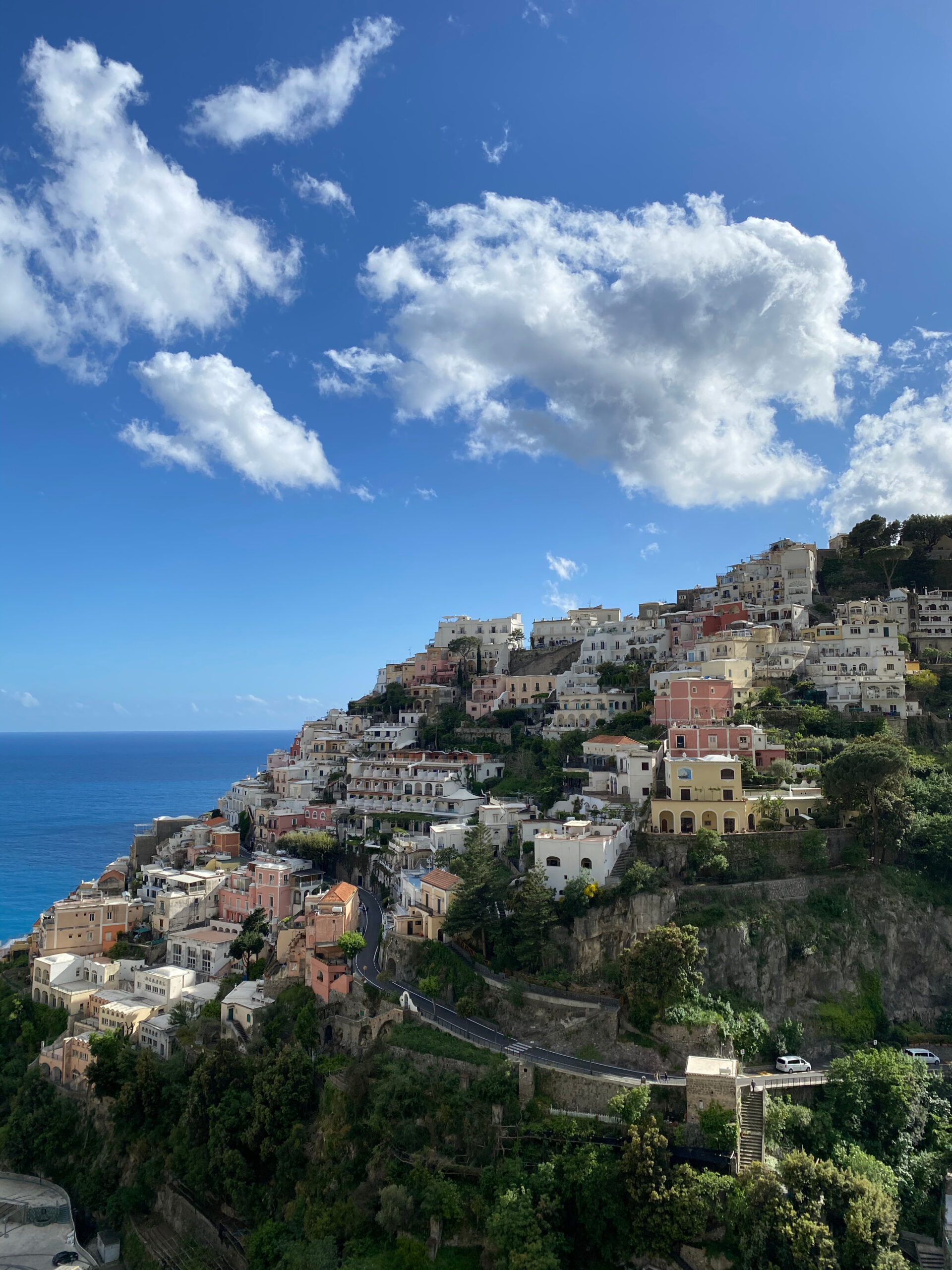 donde alojarse para visitar la Costa Amalfitana? sorrento o salerno